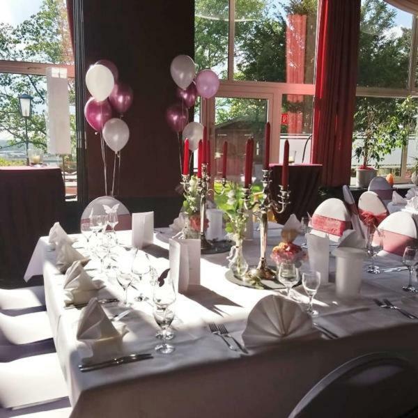 Burg Wassenberg Hotel Luaran gambar
